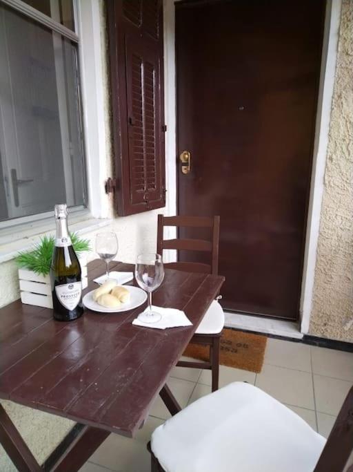 Casa Noemi, A Pochi Passi Dalle Spiagge E Dal Centro Di Arma Di Taggia. Exteriör bild